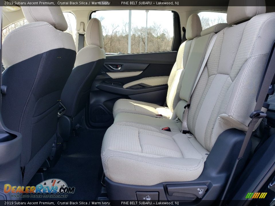 2019 Subaru Ascent Premium Crystal Black Silica / Warm Ivory Photo #6