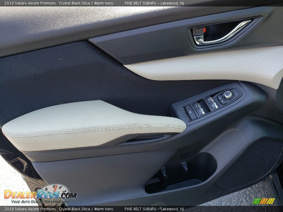 2019 Subaru Ascent Premium Crystal Black Silica / Warm Ivory Photo #8