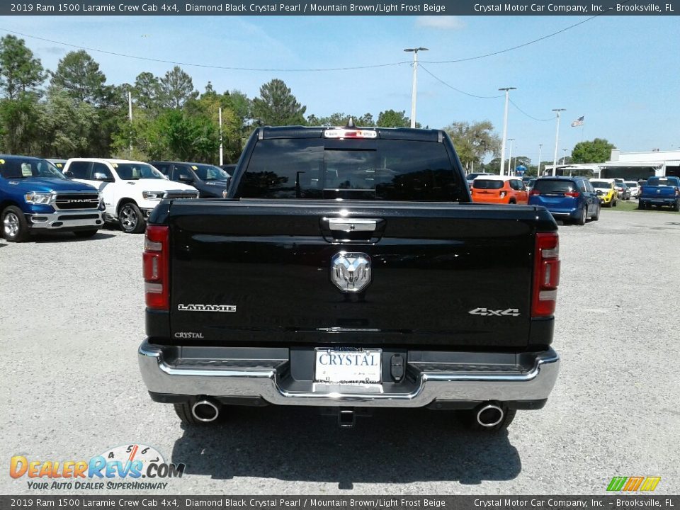 2019 Ram 1500 Laramie Crew Cab 4x4 Diamond Black Crystal Pearl / Mountain Brown/Light Frost Beige Photo #4