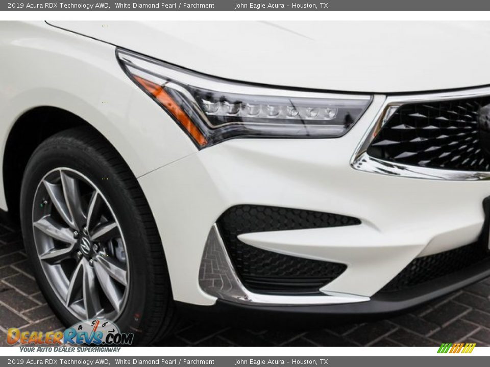 2019 Acura RDX Technology AWD White Diamond Pearl / Parchment Photo #10