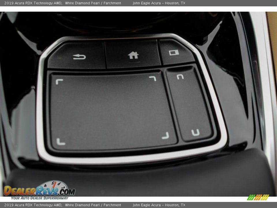 2019 Acura RDX Technology AWD White Diamond Pearl / Parchment Photo #30