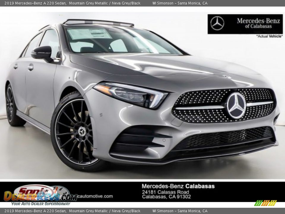 2019 Mercedes-Benz A 220 Sedan Mountain Grey Metallic / Neva Grey/Black Photo #1