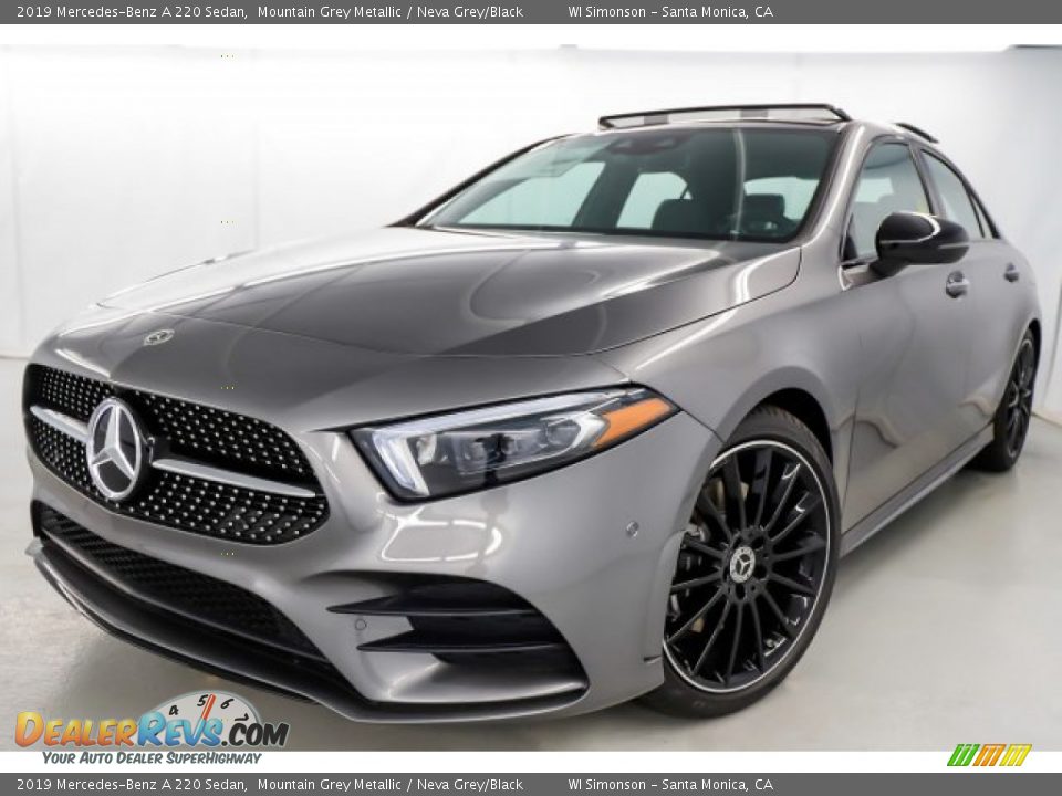 2019 Mercedes-Benz A 220 Sedan Mountain Grey Metallic / Neva Grey/Black Photo #6