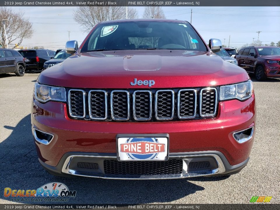 2019 Jeep Grand Cherokee Limited 4x4 Velvet Red Pearl / Black Photo #2