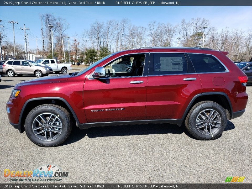 2019 Jeep Grand Cherokee Limited 4x4 Velvet Red Pearl / Black Photo #3