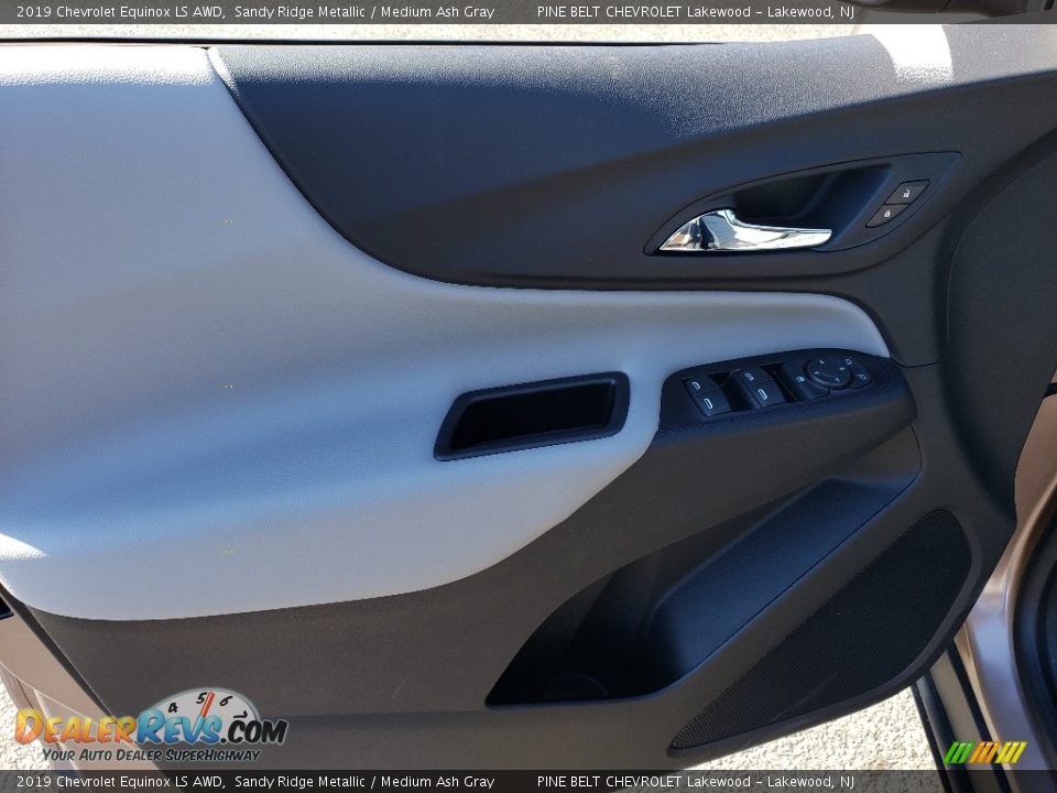 2019 Chevrolet Equinox LS AWD Sandy Ridge Metallic / Medium Ash Gray Photo #8