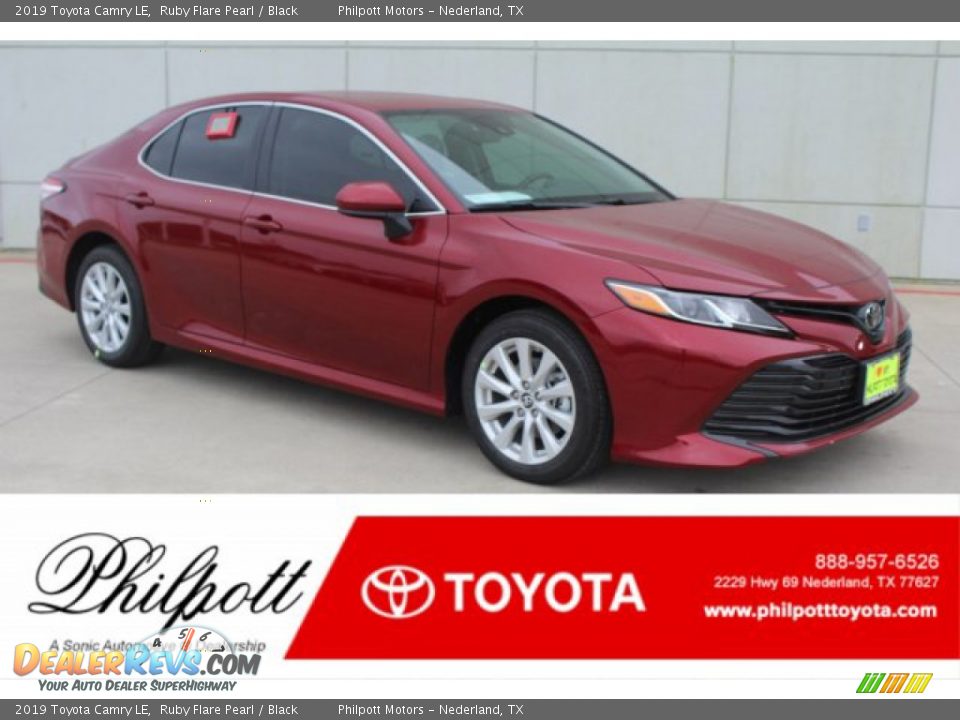 2019 Toyota Camry LE Ruby Flare Pearl / Black Photo #1