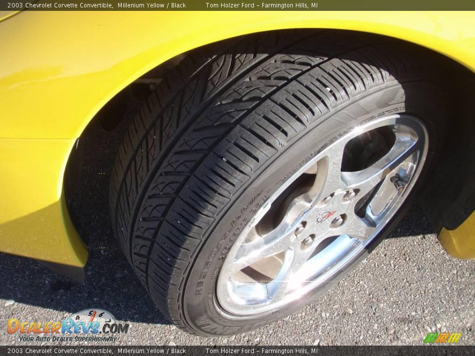 2003 Chevrolet Corvette Convertible Millenium Yellow / Black Photo #17