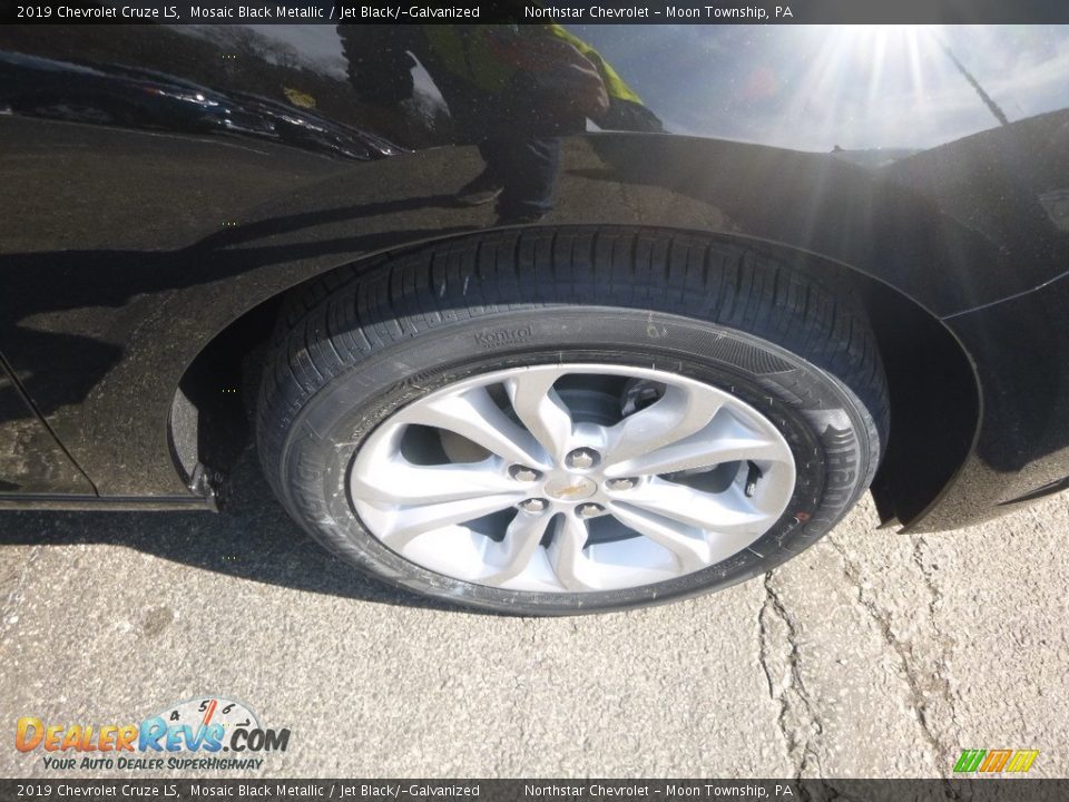 2019 Chevrolet Cruze LS Mosaic Black Metallic / Jet Black/­Galvanized Photo #9