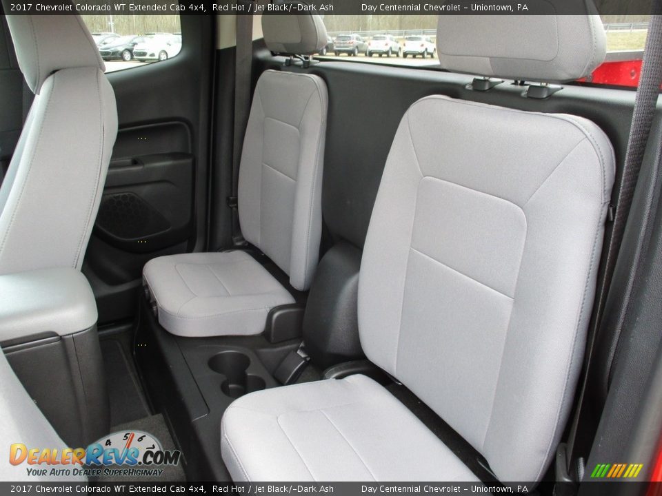 2017 Chevrolet Colorado WT Extended Cab 4x4 Red Hot / Jet Black/­Dark Ash Photo #28