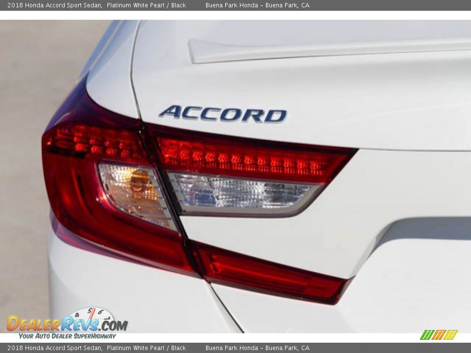 2018 Honda Accord Sport Sedan Platinum White Pearl / Black Photo #10
