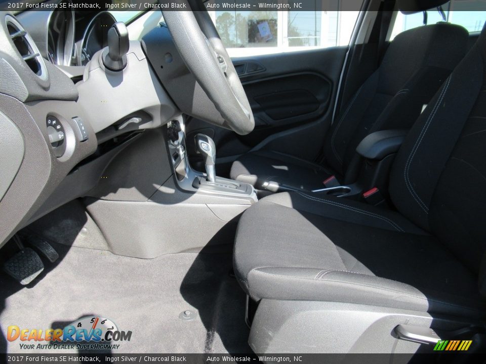 2017 Ford Fiesta SE Hatchback Ingot Silver / Charcoal Black Photo #11