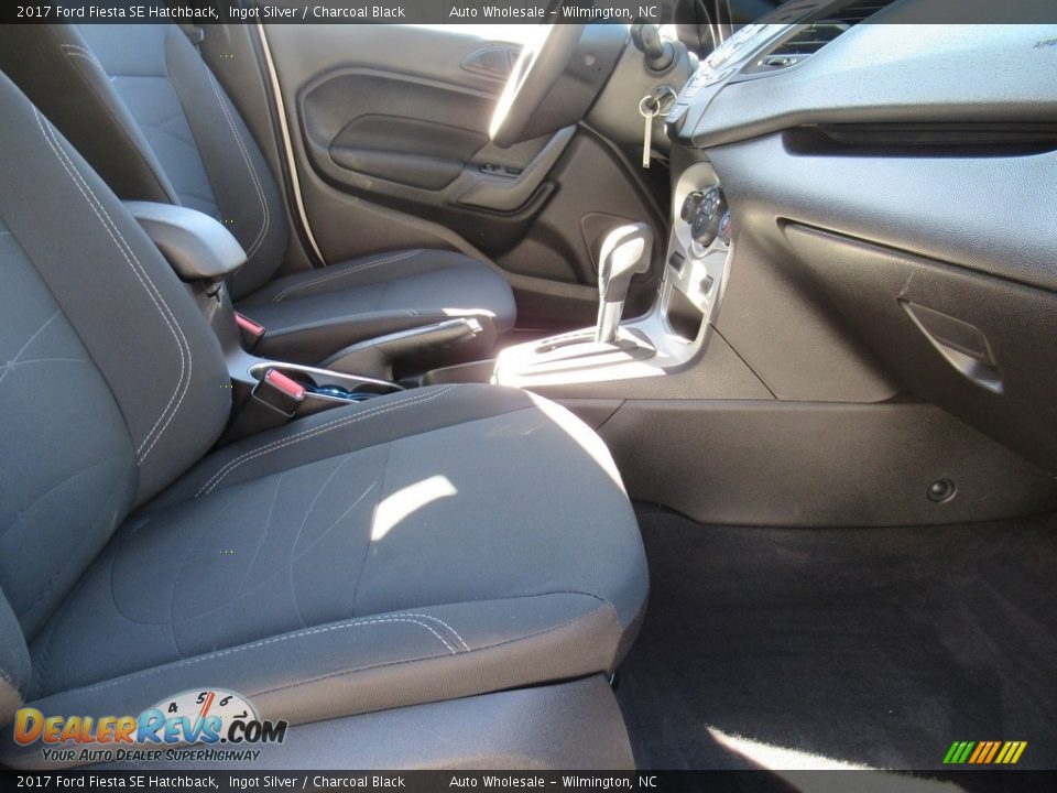 2017 Ford Fiesta SE Hatchback Ingot Silver / Charcoal Black Photo #13