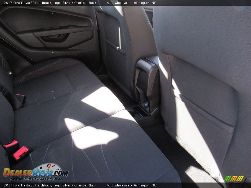 2017 Ford Fiesta SE Hatchback Ingot Silver / Charcoal Black Photo #14