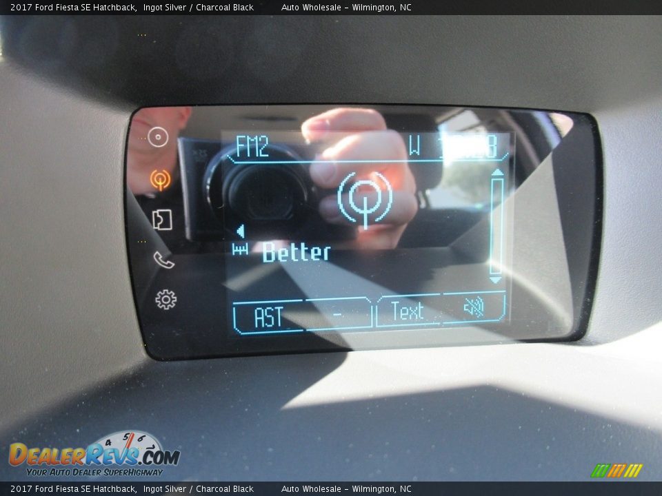 2017 Ford Fiesta SE Hatchback Ingot Silver / Charcoal Black Photo #17