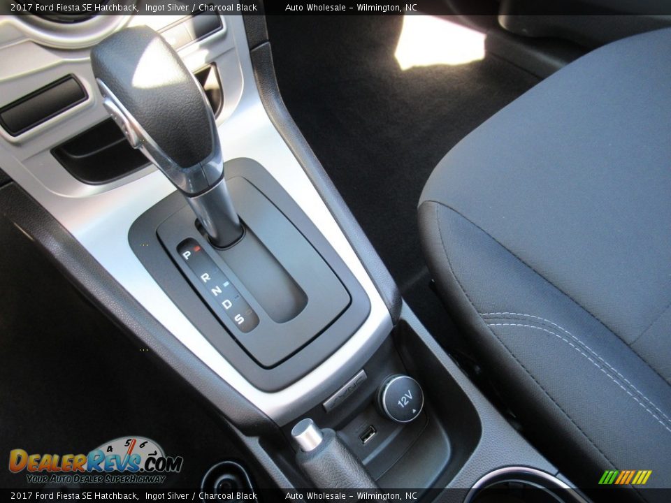 2017 Ford Fiesta SE Hatchback Ingot Silver / Charcoal Black Photo #20