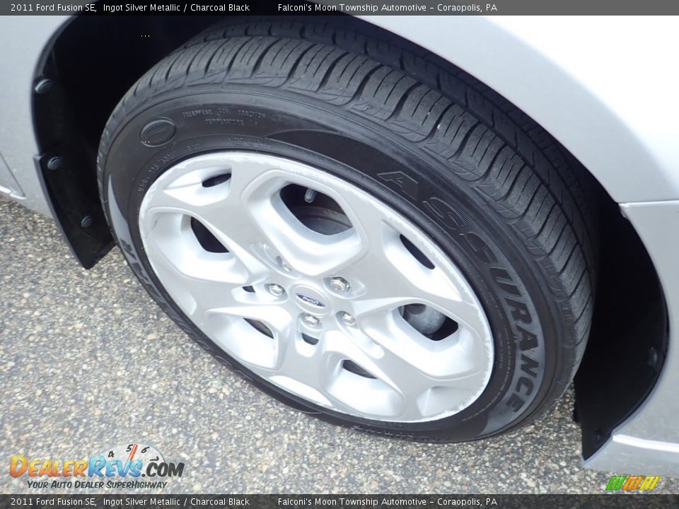 2011 Ford Fusion SE Ingot Silver Metallic / Charcoal Black Photo #9