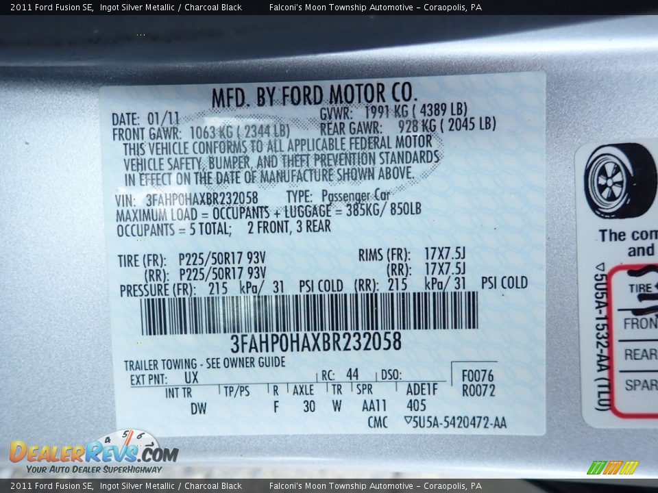 2011 Ford Fusion SE Ingot Silver Metallic / Charcoal Black Photo #24