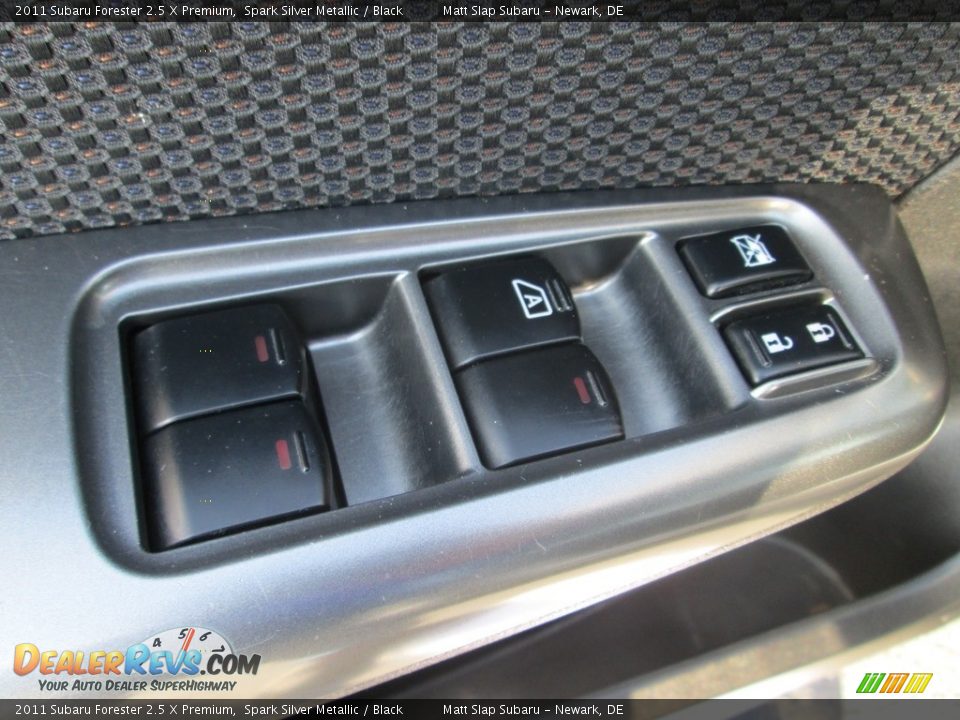 2011 Subaru Forester 2.5 X Premium Spark Silver Metallic / Black Photo #16