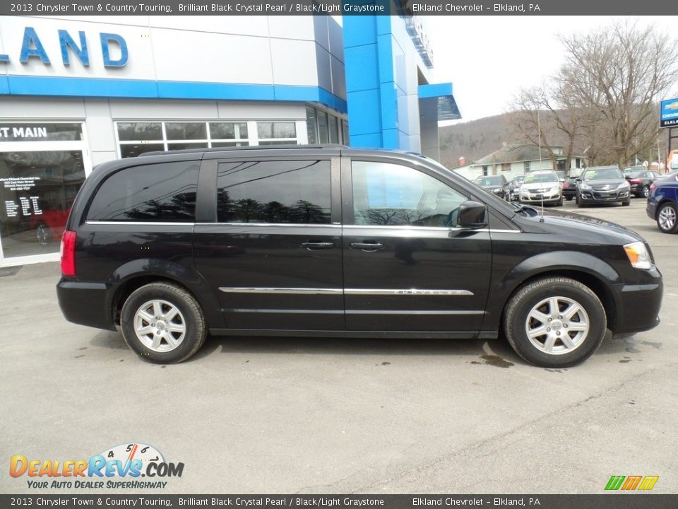 2013 Chrysler Town & Country Touring Brilliant Black Crystal Pearl / Black/Light Graystone Photo #4