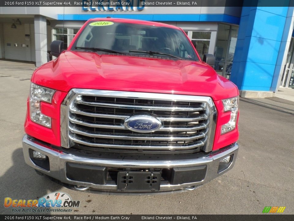 2016 Ford F150 XLT SuperCrew 4x4 Race Red / Medium Earth Gray Photo #2
