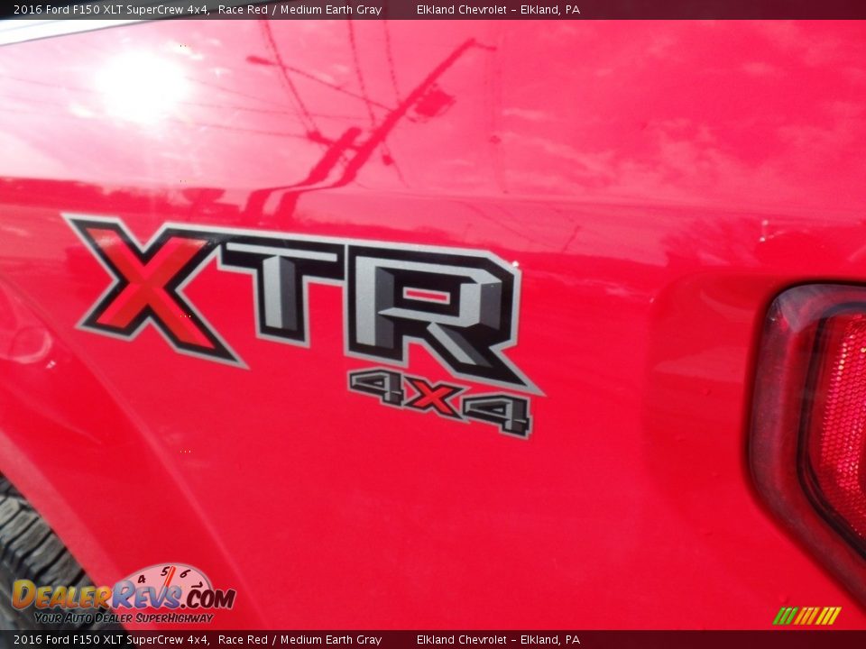2016 Ford F150 XLT SuperCrew 4x4 Race Red / Medium Earth Gray Photo #10