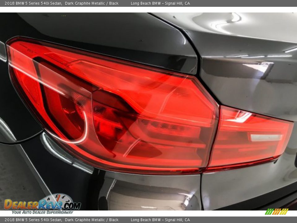 2018 BMW 5 Series 540i Sedan Dark Graphite Metallic / Black Photo #24