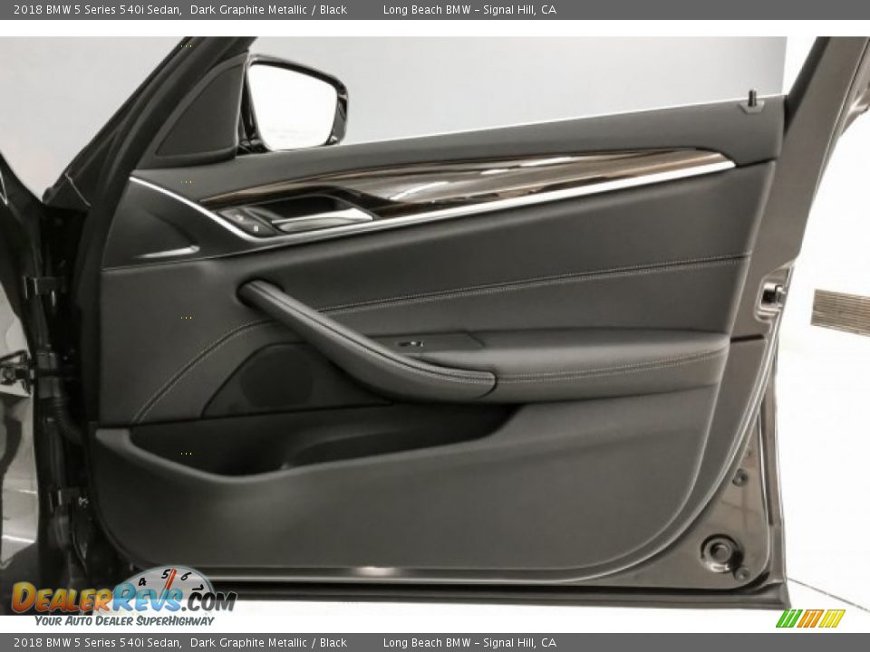2018 BMW 5 Series 540i Sedan Dark Graphite Metallic / Black Photo #28