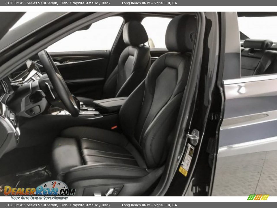 2018 BMW 5 Series 540i Sedan Dark Graphite Metallic / Black Photo #32