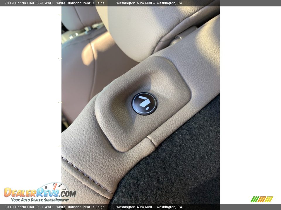 2019 Honda Pilot EX-L AWD White Diamond Pearl / Beige Photo #18