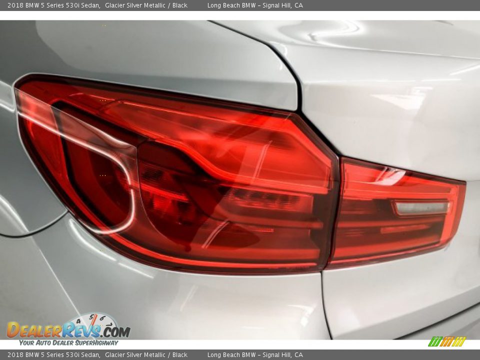 2018 BMW 5 Series 530i Sedan Glacier Silver Metallic / Black Photo #25