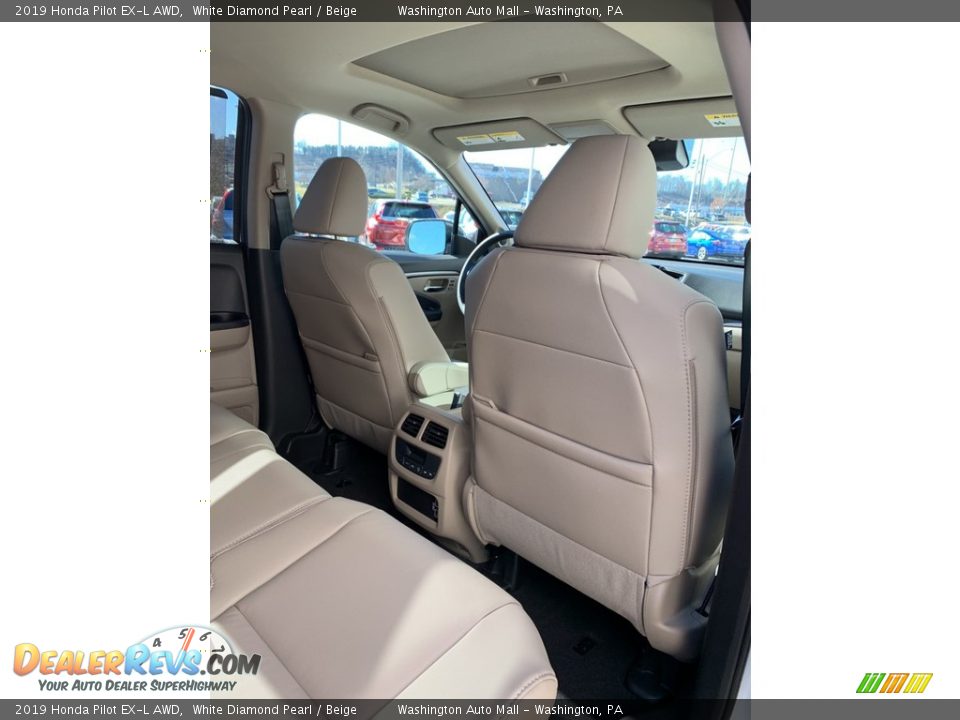 2019 Honda Pilot EX-L AWD White Diamond Pearl / Beige Photo #28