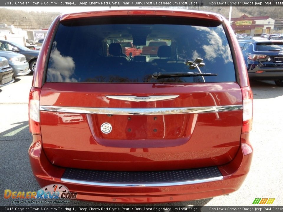 2015 Chrysler Town & Country Touring-L Deep Cherry Red Crystal Pearl / Dark Frost Beige/Medium Frost Beige Photo #4