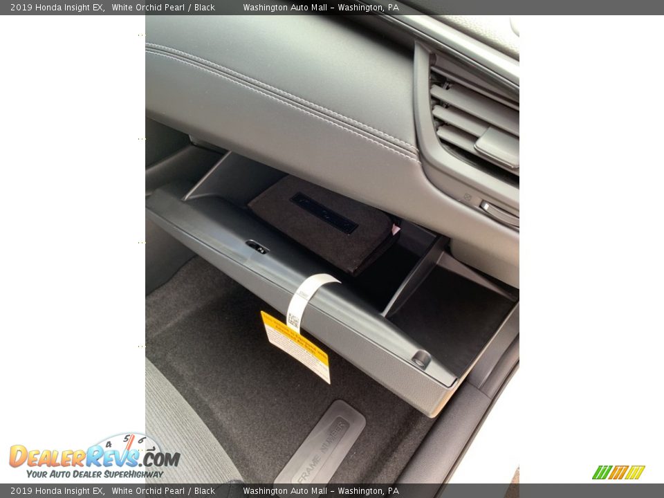 2019 Honda Insight EX White Orchid Pearl / Black Photo #30