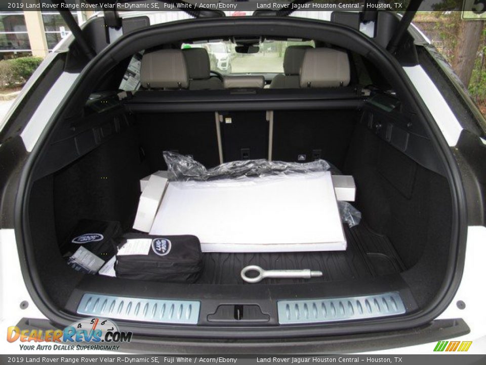 2019 Land Rover Range Rover Velar R-Dynamic SE Fuji White / Acorn/Ebony Photo #17