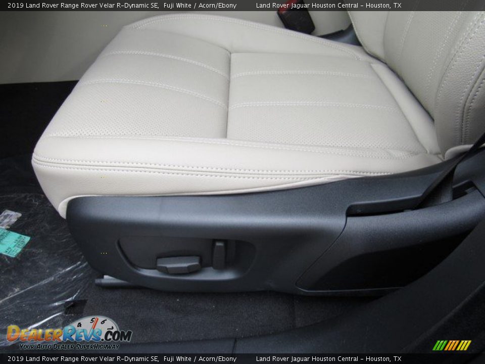 2019 Land Rover Range Rover Velar R-Dynamic SE Fuji White / Acorn/Ebony Photo #25