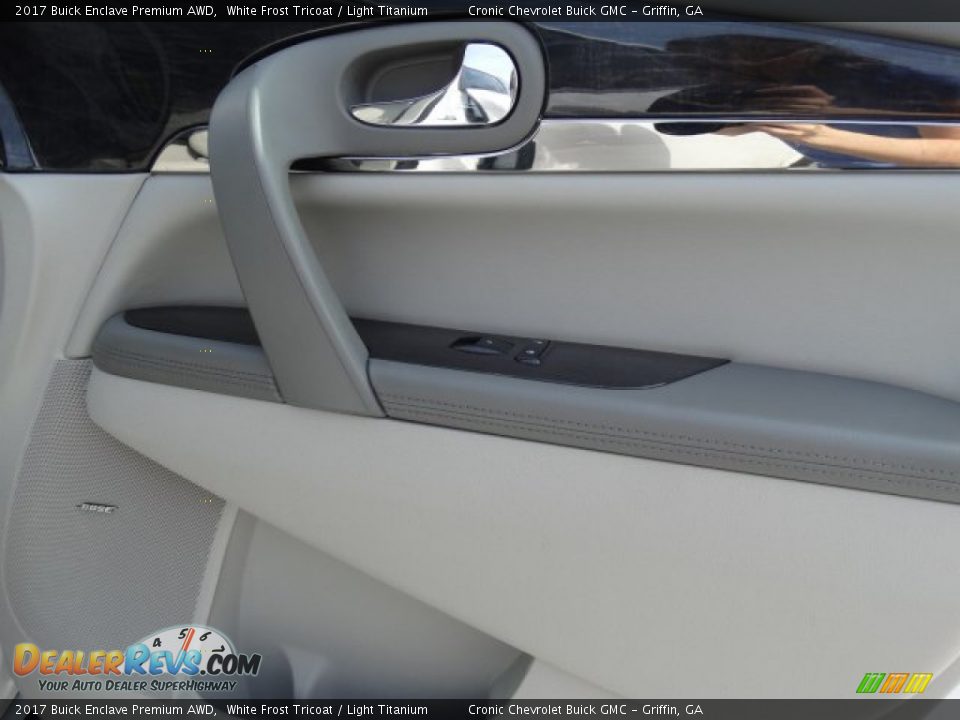 2017 Buick Enclave Premium AWD White Frost Tricoat / Light Titanium Photo #32