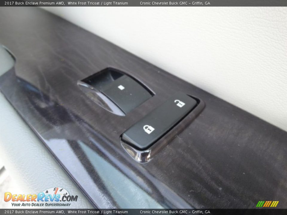 2017 Buick Enclave Premium AWD White Frost Tricoat / Light Titanium Photo #33