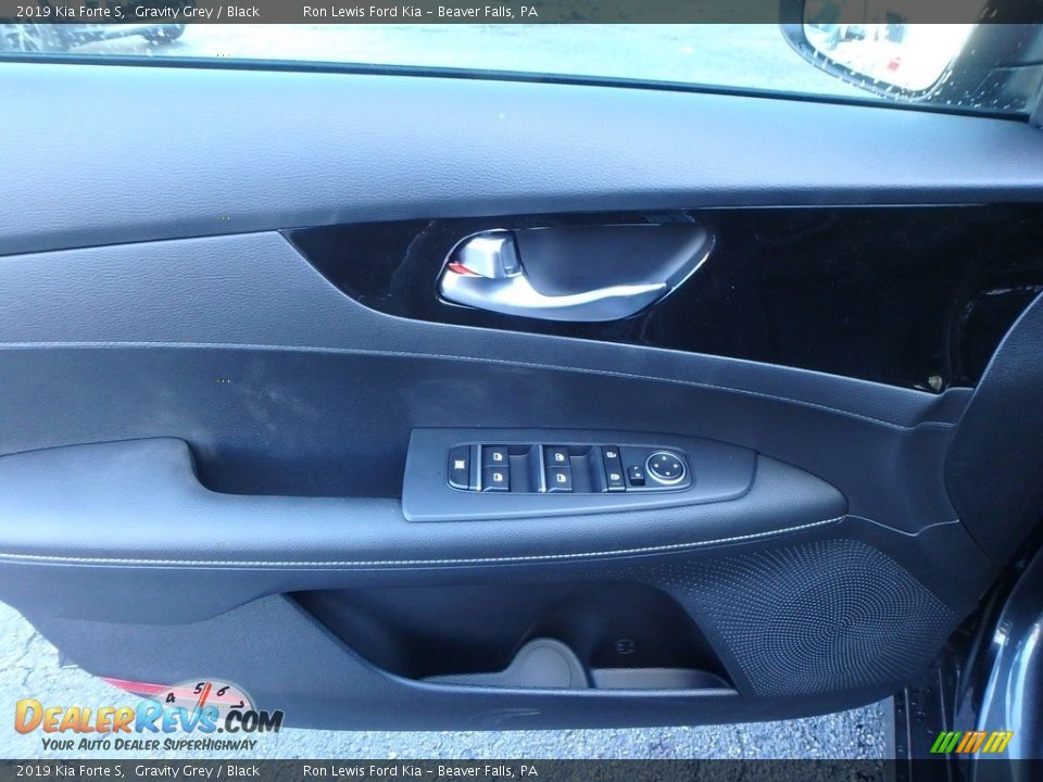 2019 Kia Forte S Gravity Grey / Black Photo #13