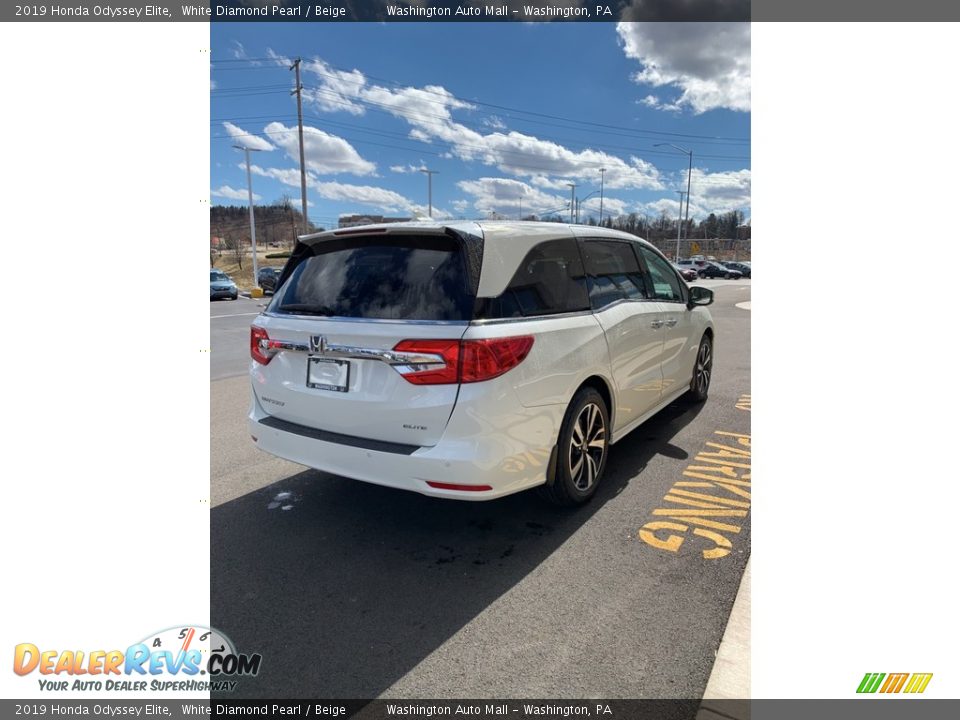2019 Honda Odyssey Elite White Diamond Pearl / Beige Photo #5