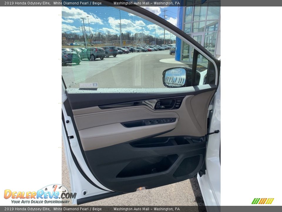 2019 Honda Odyssey Elite White Diamond Pearl / Beige Photo #8
