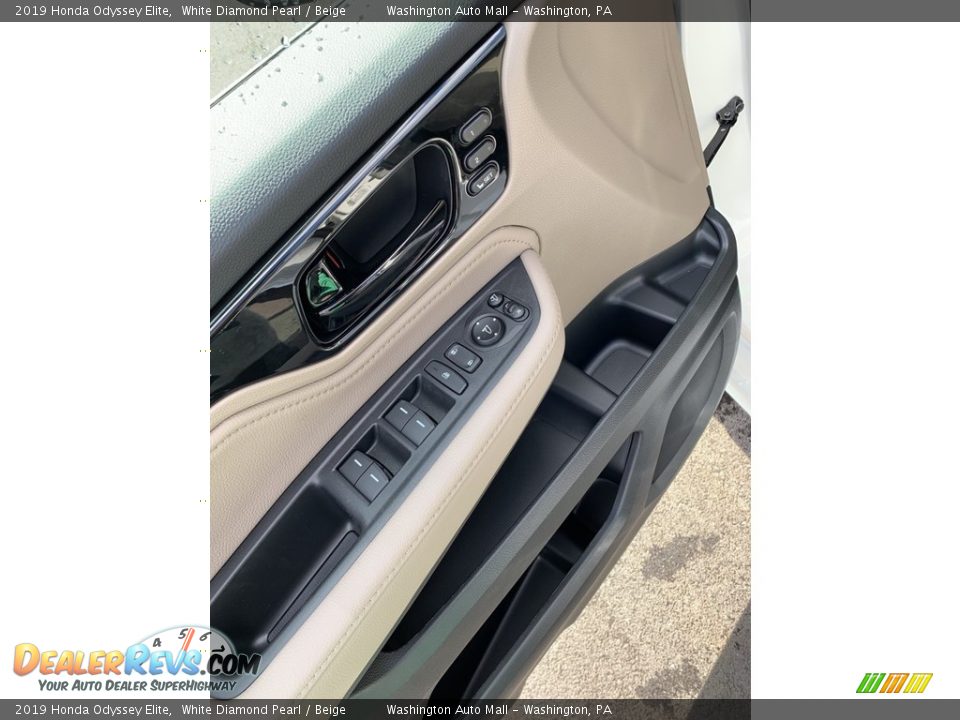 2019 Honda Odyssey Elite White Diamond Pearl / Beige Photo #9
