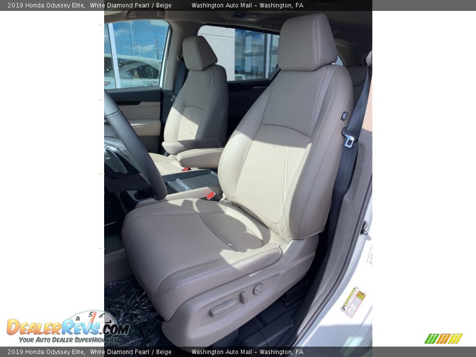 2019 Honda Odyssey Elite White Diamond Pearl / Beige Photo #12