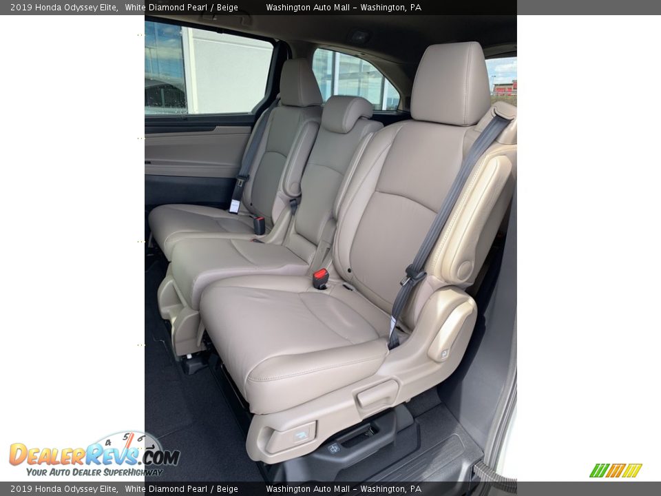 2019 Honda Odyssey Elite White Diamond Pearl / Beige Photo #16