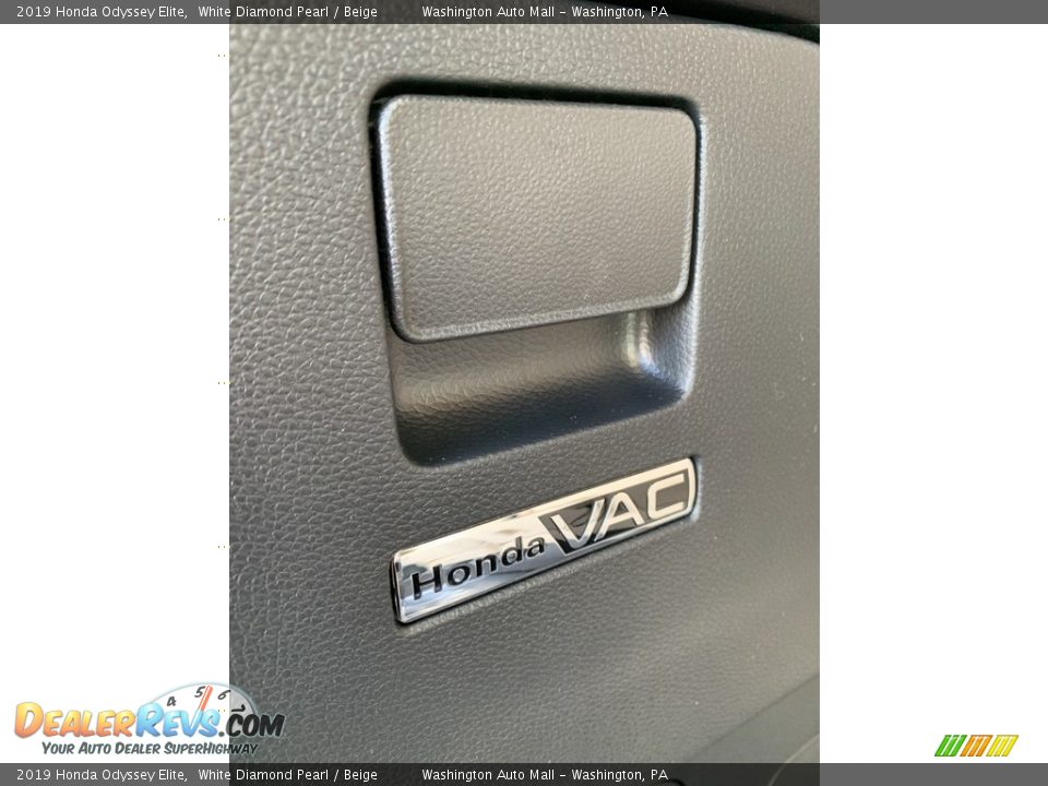 2019 Honda Odyssey Elite White Diamond Pearl / Beige Photo #24