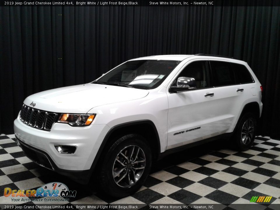 2019 Jeep Grand Cherokee Limited 4x4 Bright White / Light Frost Beige/Black Photo #2