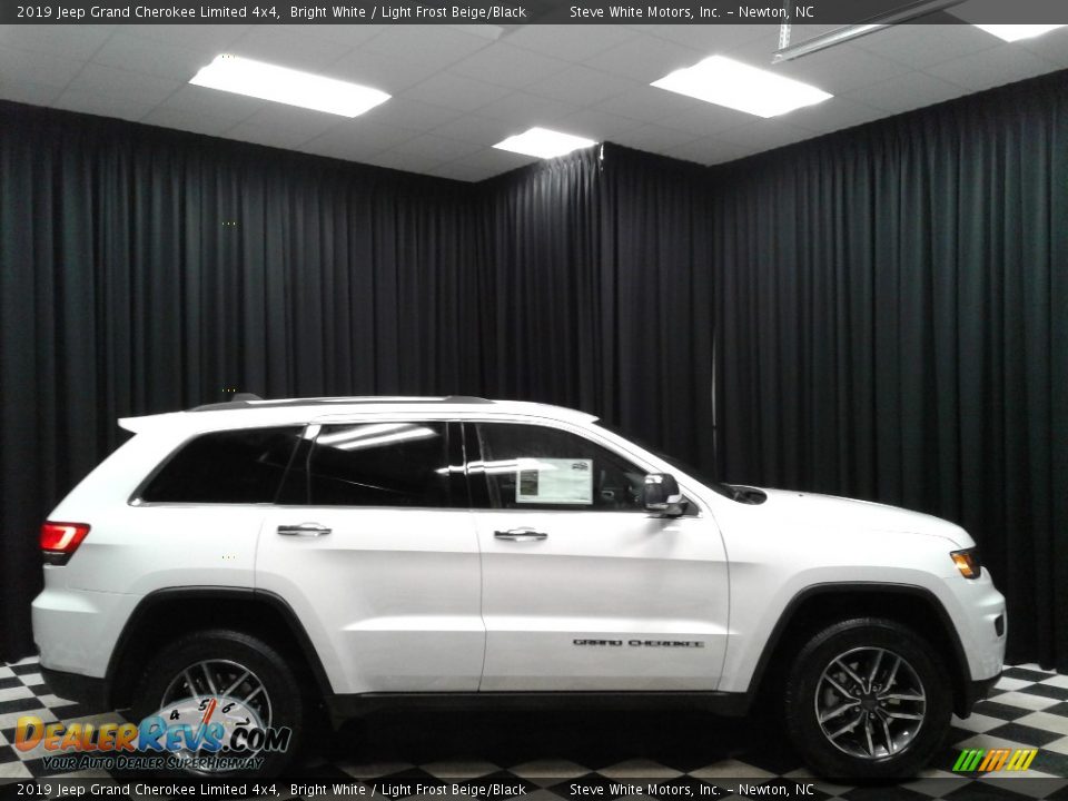 2019 Jeep Grand Cherokee Limited 4x4 Bright White / Light Frost Beige/Black Photo #5