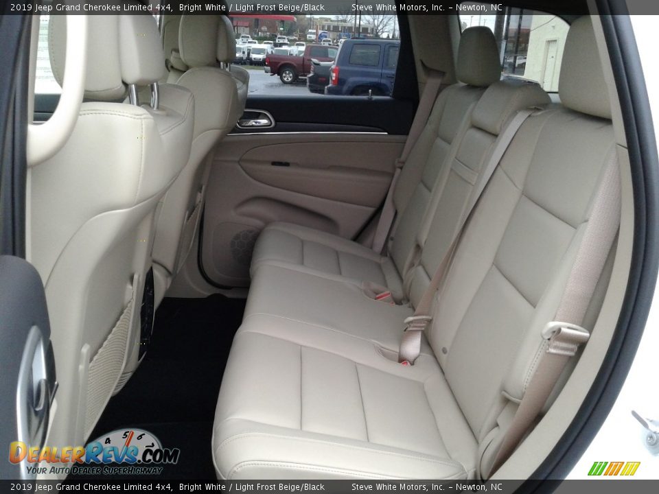 2019 Jeep Grand Cherokee Limited 4x4 Bright White / Light Frost Beige/Black Photo #11