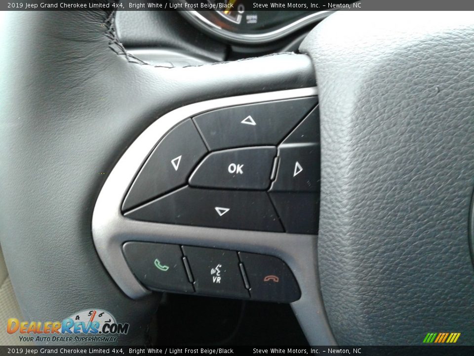 2019 Jeep Grand Cherokee Limited 4x4 Bright White / Light Frost Beige/Black Photo #18