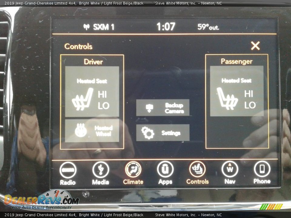 2019 Jeep Grand Cherokee Limited 4x4 Bright White / Light Frost Beige/Black Photo #26